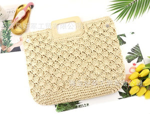 Woven straw purse